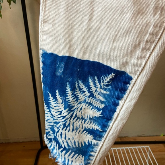 Women's Custom Fern Cyanotype Jeans (Levi's) - Picture 4 of 7